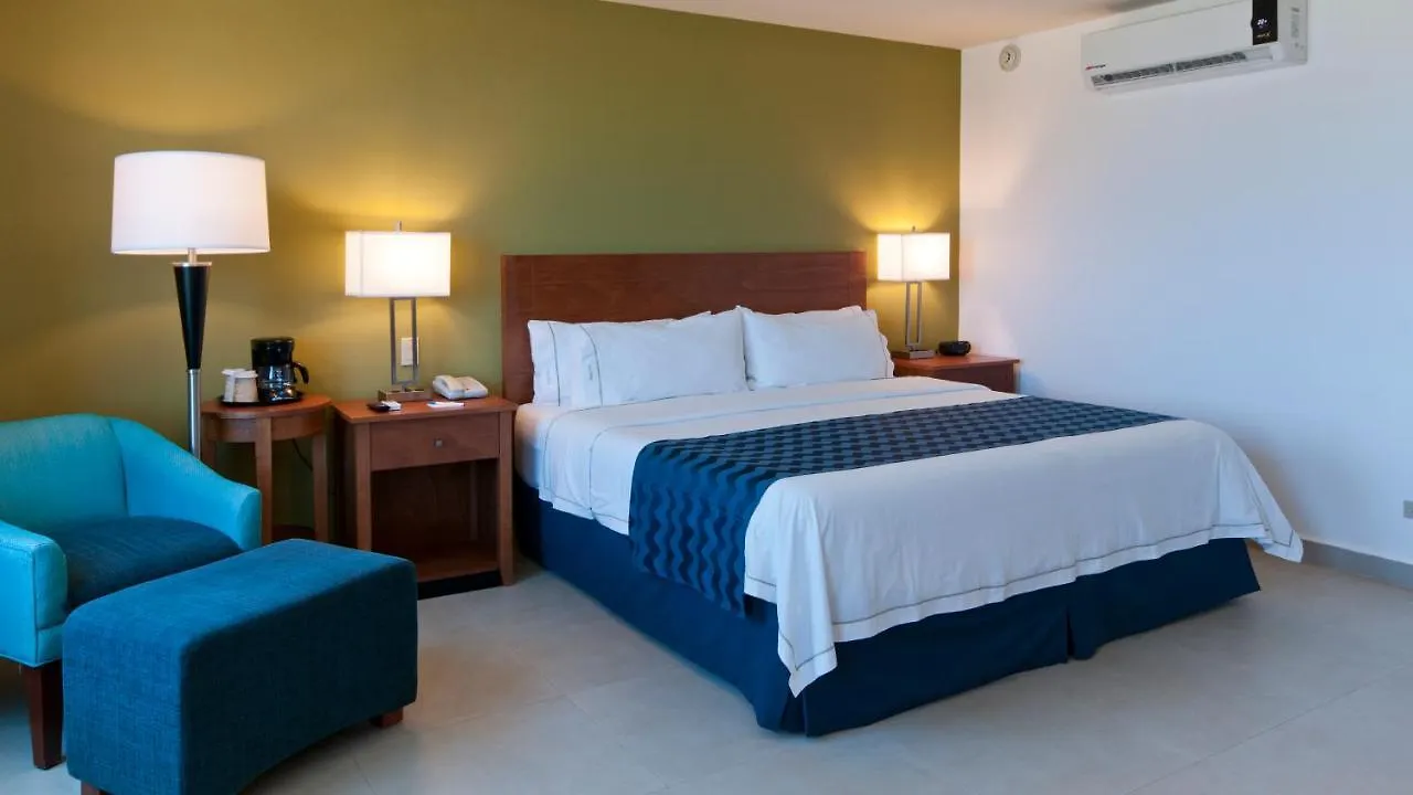 Holiday Inn Express Cabo San Lucas By Ihg Ośrodek wypoczynkowy