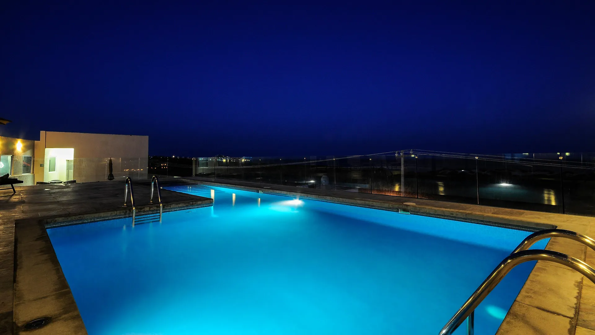Holiday Inn Express Cabo San Lucas By Ihg 3*,